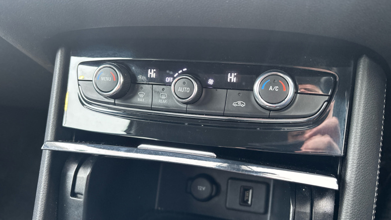 Vauxhall Grandland X 1.2 Turbo SRi Nav 5dr Petrol Hatchback